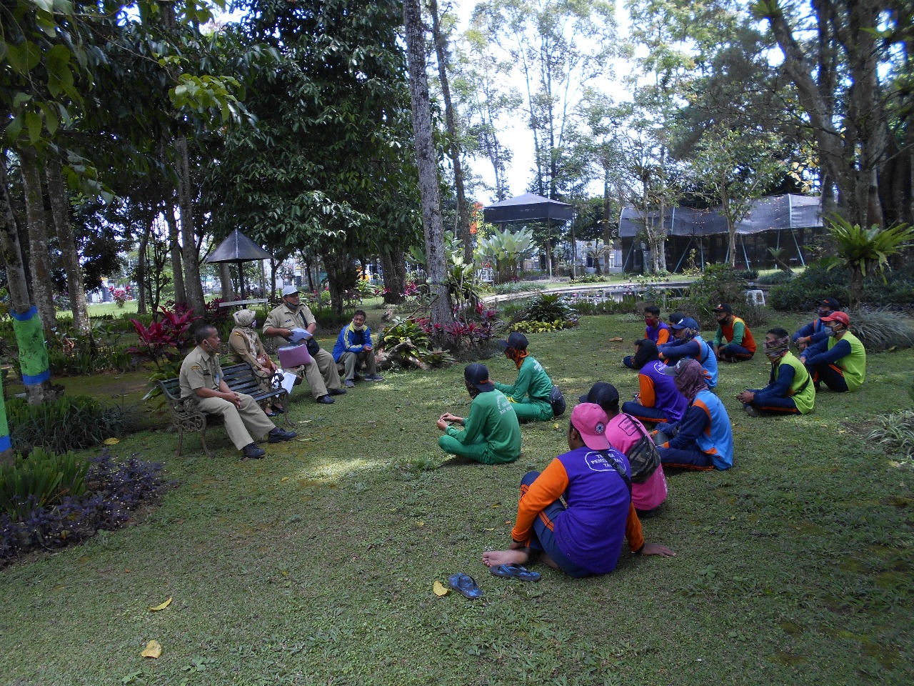 64fbfbf8b0a81_Pertemuan Evaluasi Kinerja Pegawai Sport Taman.jpeg