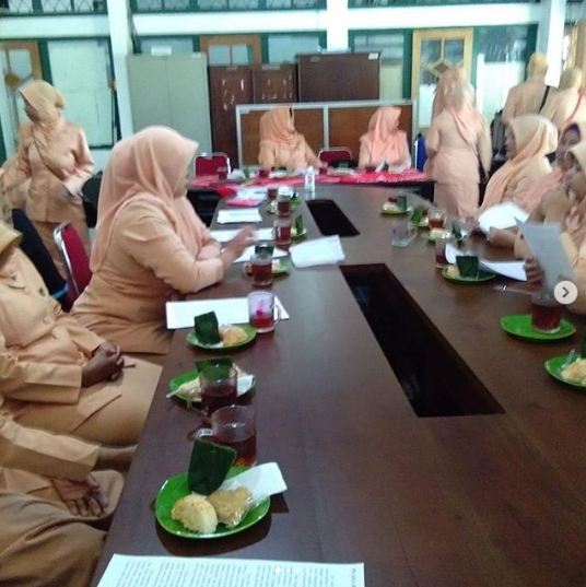 64fc041b7e28b_Pembatasan Timbunan Sampah.jpg