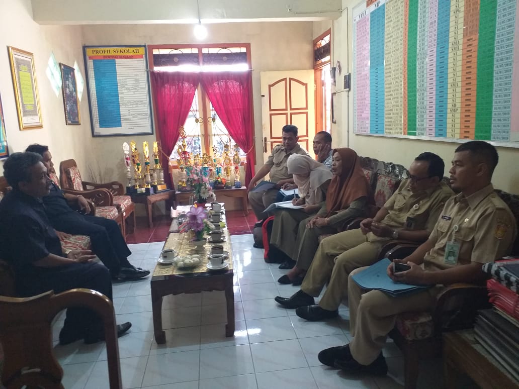 64fc01386ca26_Pembinaan Sekolah Adiwiyata1.jpeg